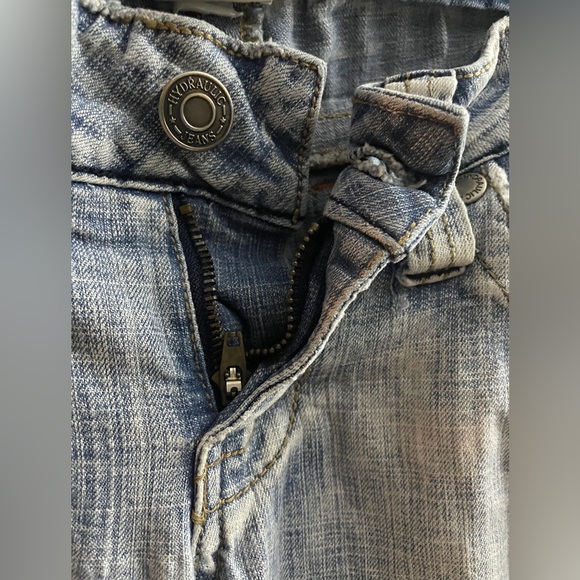 Hydraulic Super Low Metro Light Wash Distressed Jeans - Picture 5 of 12
